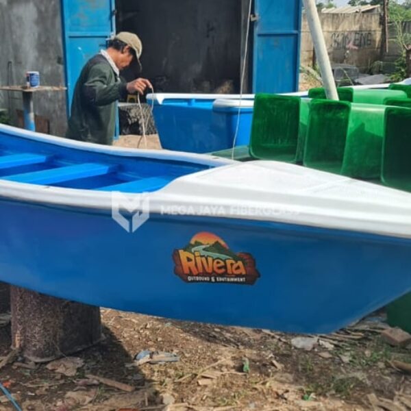 Perahu sampan